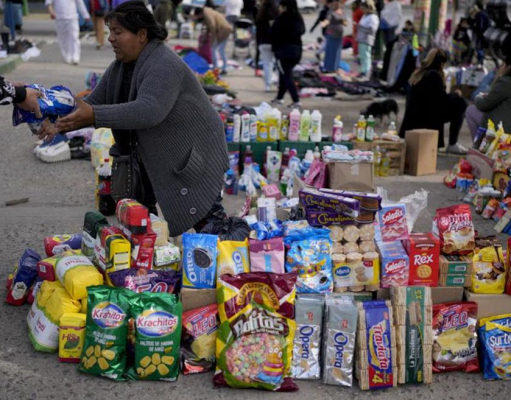 Agentina abre importaciones de productos básicos ante alzas “desmedidas” de precios