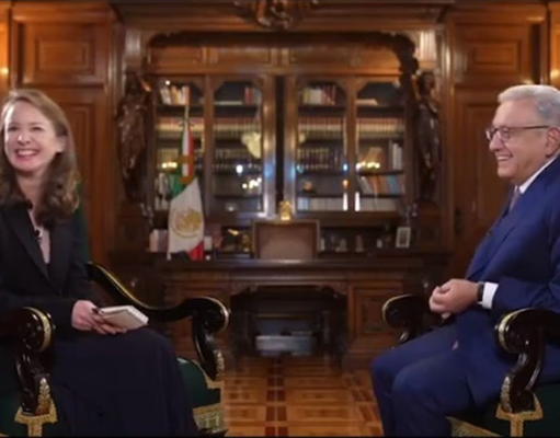 INE ordena a AMLO bajar o modificar entrevista con Canal Red por hablar de elecciones
