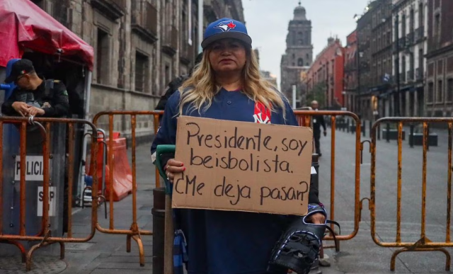 MADRE BUSCADORA