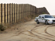 Corte Suprema de EU suspende indefinidamente ley antimigrante de Texas