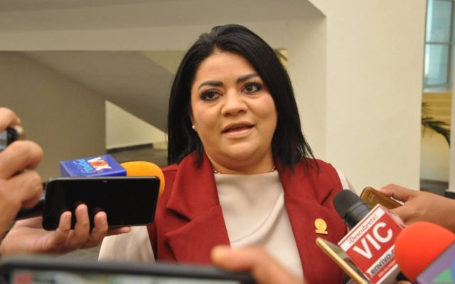 URSULA SALAZAR