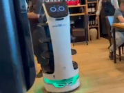 Conoce a “Bellabot”, el robot que está sustituyendo meseros en Alemania