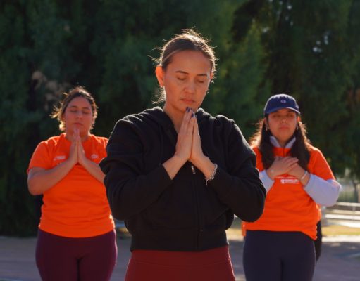 INVITA IMJUVE A SESIÓN GRATUITA DE YOGA PARA MUJERES EN LA CASA DE LA CULTURA VIVEROS